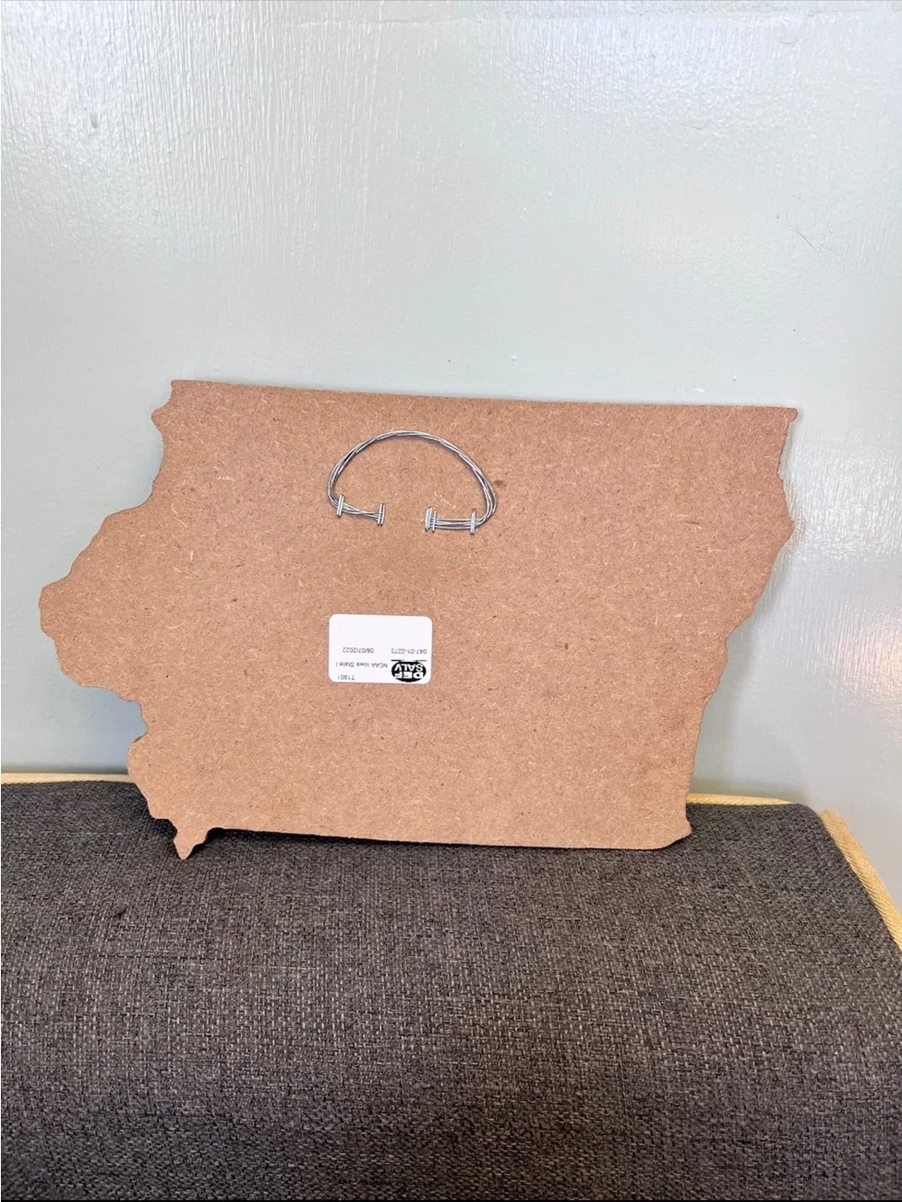 Iowa Hawkeyes Distressed State Map Sign NCAA College Sports Fan Wooden New